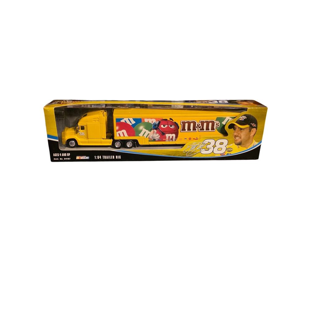 Elliott Sadler #38 M&M's 2004 Winner's Circle 1:64 Trailer Rig Hauler Nascar